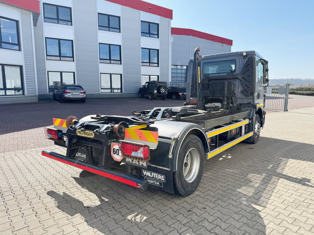 Hook lift truck MAN TGM 15.250/340 4X2 BL TGM 15.250/340 4X2 BL: picture 10 Hook lift truck MAN TGM 15.250/340 4X2 BL TGM 15.250/340 4X2 BL: picture 10