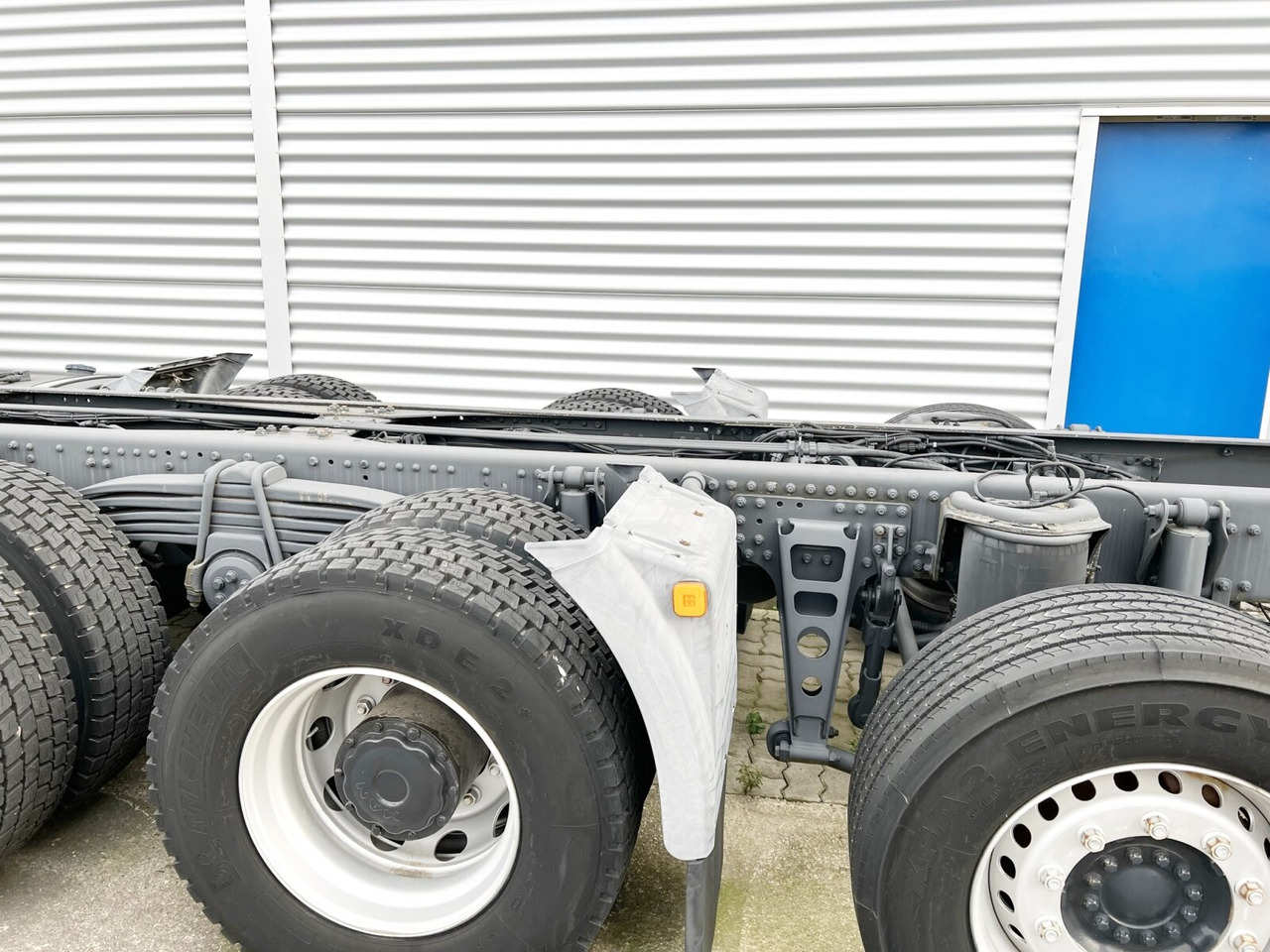 MAN TGS 50.480BB 10x4 TGS 50.480 BB 10x4, 2x VORHANDEN! - Cab chassis truck: picture 3 MAN TGS 50.480BB 10x4 TGS 50.480 BB 10x4, 2x VORHANDEN! - Cab chassis truck: picture 3