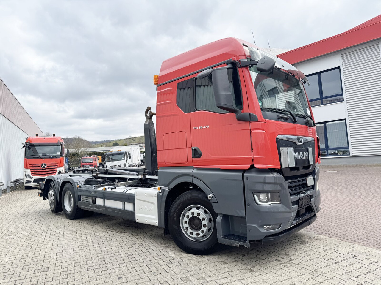 Lease a MAN TGX 26.470 6X2-4 BL TGX 26.470 6X2-4 BL, Lenk-/Liftachse, XLX-Fahrerhaus, VDL Abrollanlage 7m MAN TGX 26.470 6X2-4 BL TGX 26.470 6X2-4 BL, Lenk-/Liftachse, XLX-Fahrerhaus, VDL Abrollanlage 7m: picture 8