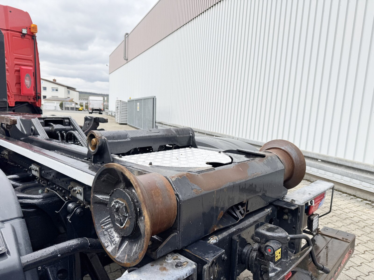 Lease a MAN TGX 26.470 6X2-4 BL TGX 26.470 6X2-4 BL, Lenk-/Liftachse, XLX-Fahrerhaus, VDL Abrollanlage 7m MAN TGX 26.470 6X2-4 BL TGX 26.470 6X2-4 BL, Lenk-/Liftachse, XLX-Fahrerhaus, VDL Abrollanlage 7m: picture 11