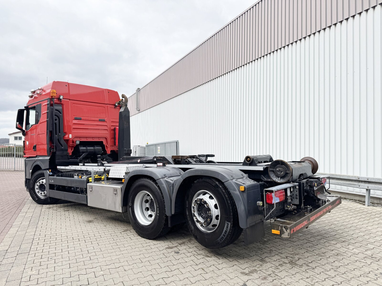 Lease a MAN TGX 26.470 6X2-4 BL TGX 26.470 6X2-4 BL, Lenk-/Liftachse, XLX-Fahrerhaus, VDL Abrollanlage 7m MAN TGX 26.470 6X2-4 BL TGX 26.470 6X2-4 BL, Lenk-/Liftachse, XLX-Fahrerhaus, VDL Abrollanlage 7m: picture 12