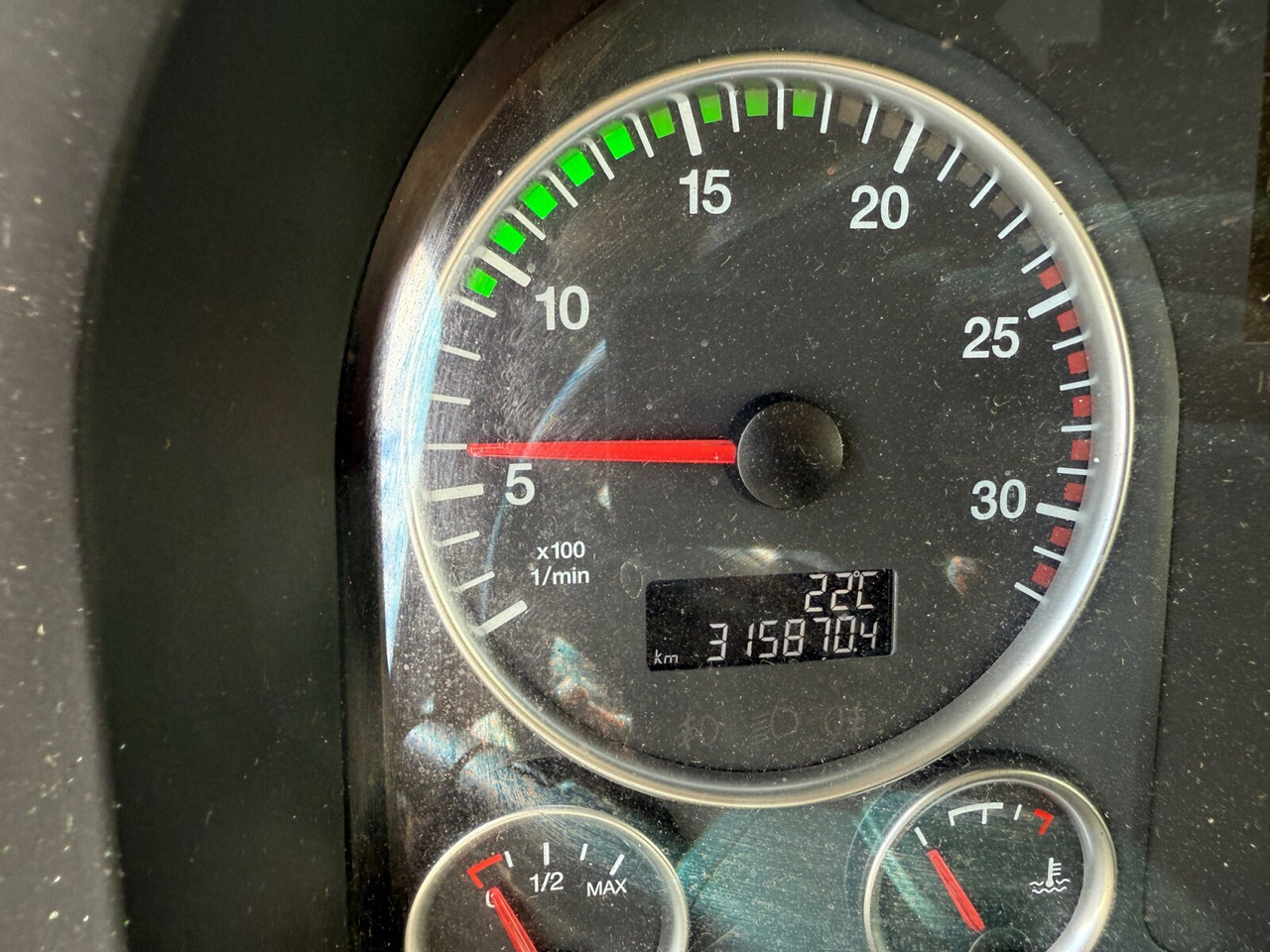 MAN TGX 26.580 6x2-4 BL TGX 26.580 6x2-4 BL, Intarder, Lenk-/Liftachse, Funk - Hook lift truck: picture 4 MAN TGX 26.580 6x2-4 BL TGX 26.580 6x2-4 BL, Intarder, Lenk-/Liftachse, Funk - Hook lift truck: picture 4