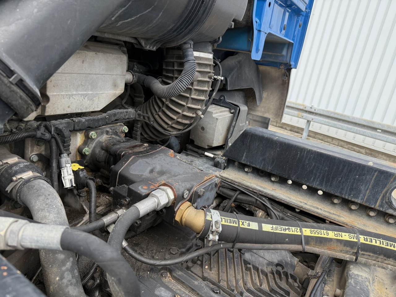 MAN TGX 26.580 6x2-4 BL TGX 26.580 6x2-4 BL, Intarder, Lenk-/Liftachse, Funk - Hook lift truck: picture 2 MAN TGX 26.580 6x2-4 BL TGX 26.580 6x2-4 BL, Intarder, Lenk-/Liftachse, Funk - Hook lift truck: picture 2