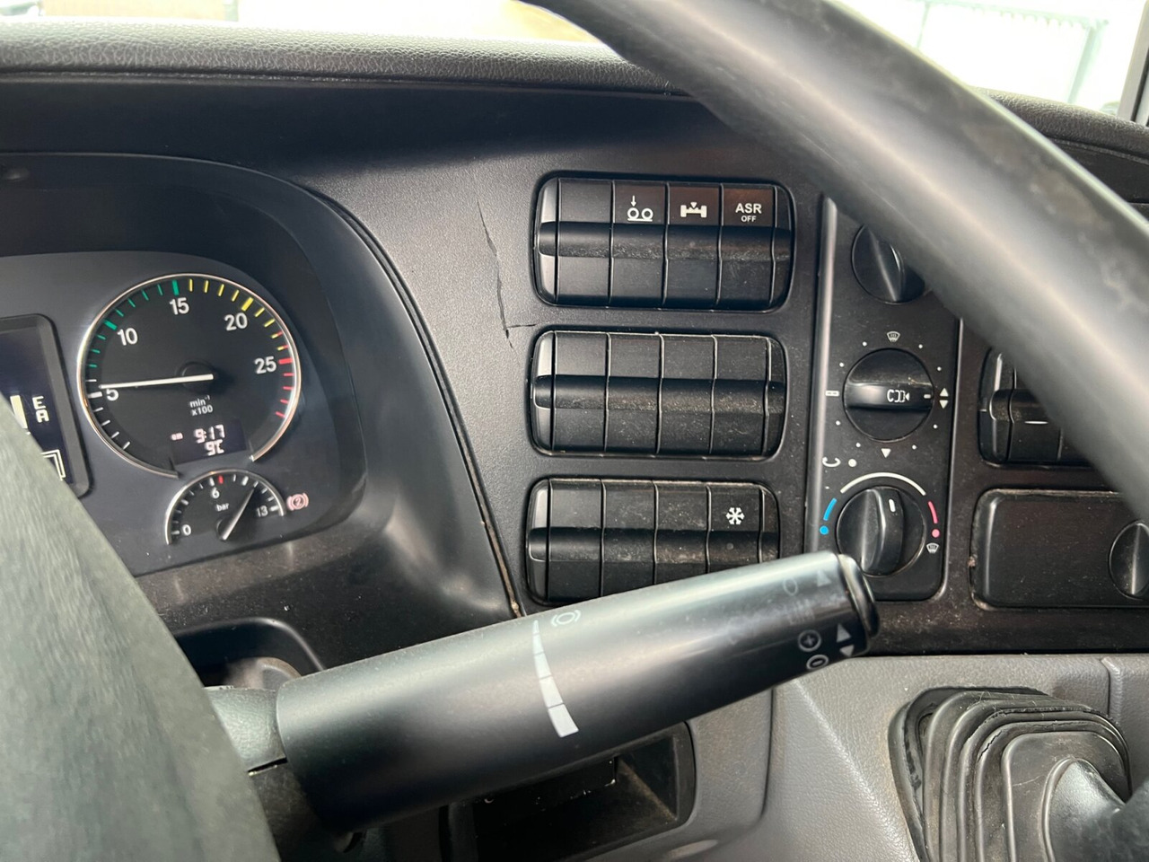 Garbage truck for transportation of garbage Mercedes-Benz Actros 3241 L 8x2/6 Actros 3241 L 8x2/6, 2x Lenkachse, Zöller Medium XL, Zöller-Schüttung: picture 6