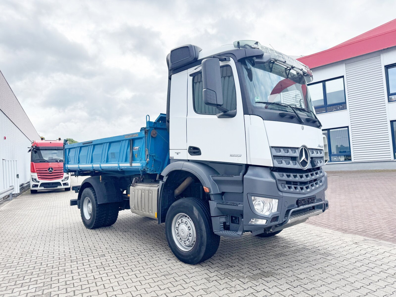 Lease a Mercedes-Benz Arocs 1833 AK 4x4 Arocs 1833 AK 4x4, Meiller 3-S-Kipper, Bordmatik Mercedes-Benz Arocs 1833 AK 4x4 Arocs 1833 AK 4x4, Meiller 3-S-Kipper, Bordmatik: picture 10