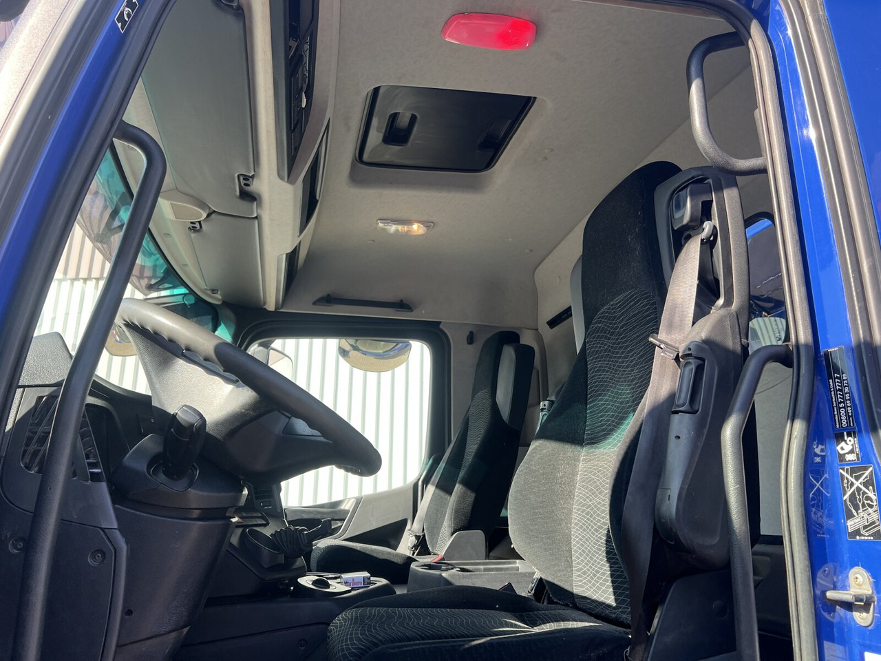 Mercedes-Benz Arocs 3243 K 8x4/4 Arocs 3243 K 8x4/4, Bordmatik - Tipper: picture 3 Mercedes-Benz Arocs 3243 K 8x4/4 Arocs 3243 K 8x4/4, Bordmatik - Tipper: picture 3