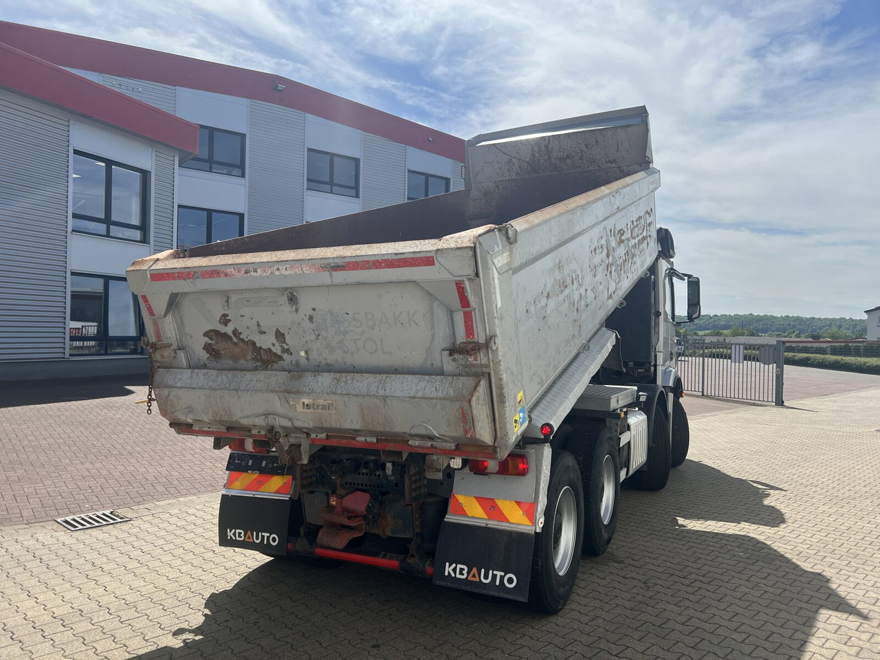 Dumper Mercedes-Benz Arocs 3251 LK 8x4/4 Arocs 3251 LK 8x4/4, Retarder, Stahlmulde ca. 15m³, hydr. Heckklappe: picture 10