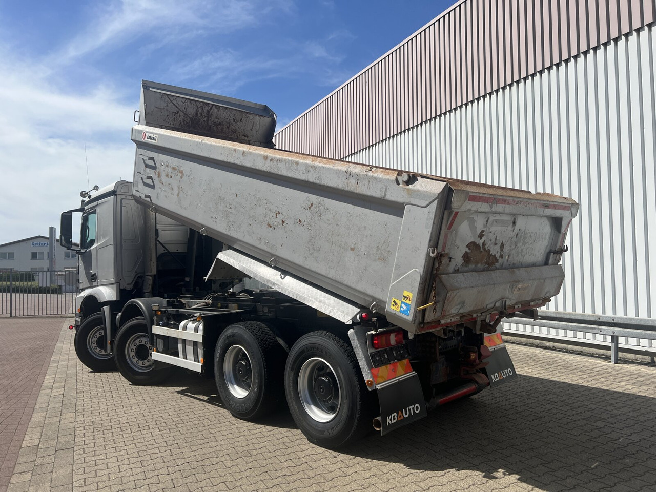 Dumper Mercedes-Benz Arocs 3251 LK 8x4/4 Arocs 3251 LK 8x4/4, Retarder, Stahlmulde ca. 15m³, hydr. Heckklappe: picture 11