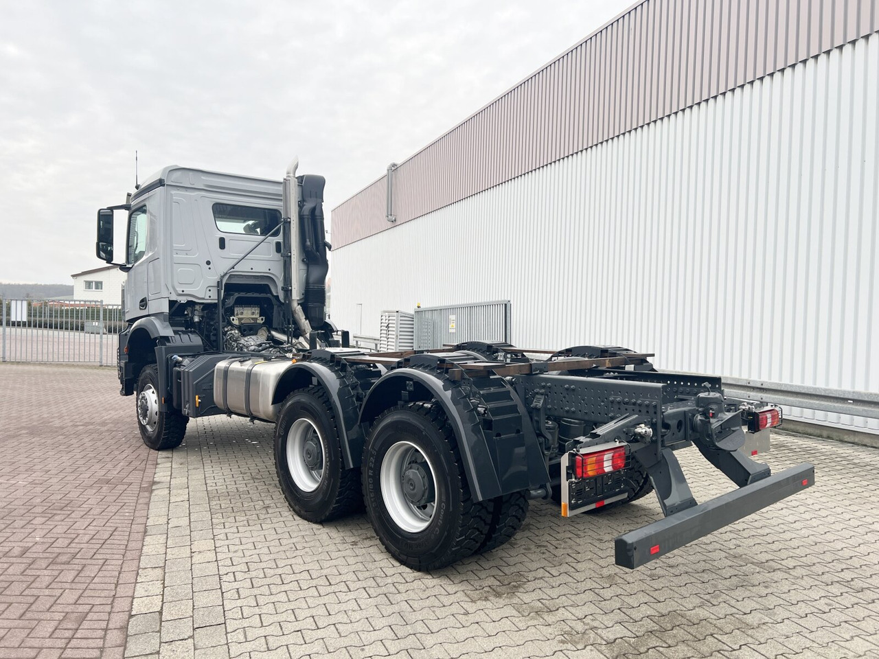 New Hook lift truck Mercedes-Benz Arocs 3340/46 A 6x6 Arocs 3340/46 A 6x6/39, Grounder: picture 11 New Hook lift truck Mercedes-Benz Arocs 3340/46 A 6x6 Arocs 3340/46 A 6x6/39, Grounder: picture 11