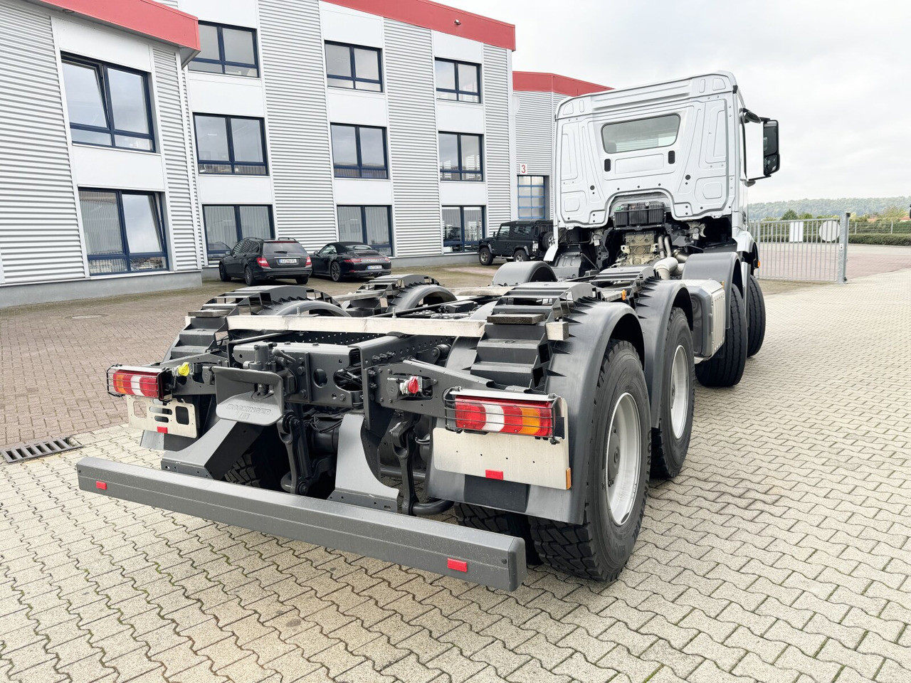 New Hook lift truck Mercedes-Benz Arocs 4148 K 8x4/4 Arocs 4148 K 8x4/4/45, Turbo-Retarder-Kupplung, Grounder: picture 9