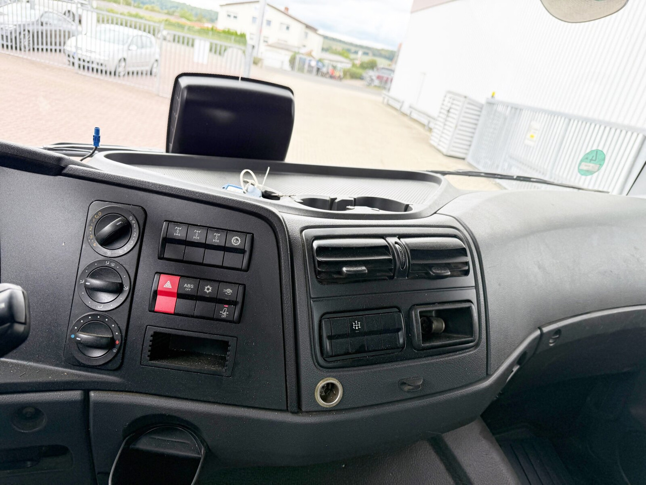 Mercedes-Benz Atego 1530 AK 4x4 Atego 1530 AK 4x4 - Tipper: picture 5 Mercedes-Benz Atego 1530 AK 4x4 Atego 1530 AK 4x4 - Tipper: picture 5