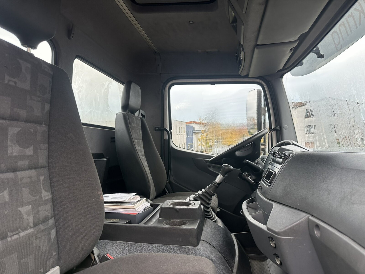 Mercedes-Benz Axor 2629 K 6x4 Axor 2629 K 6x4, PTO, Steel, Manual, 6-Zylinder - Cab chassis truck: picture 3 Mercedes-Benz Axor 2629 K 6x4 Axor 2629 K 6x4, PTO, Steel, Manual, 6-Zylinder - Cab chassis truck: picture 3