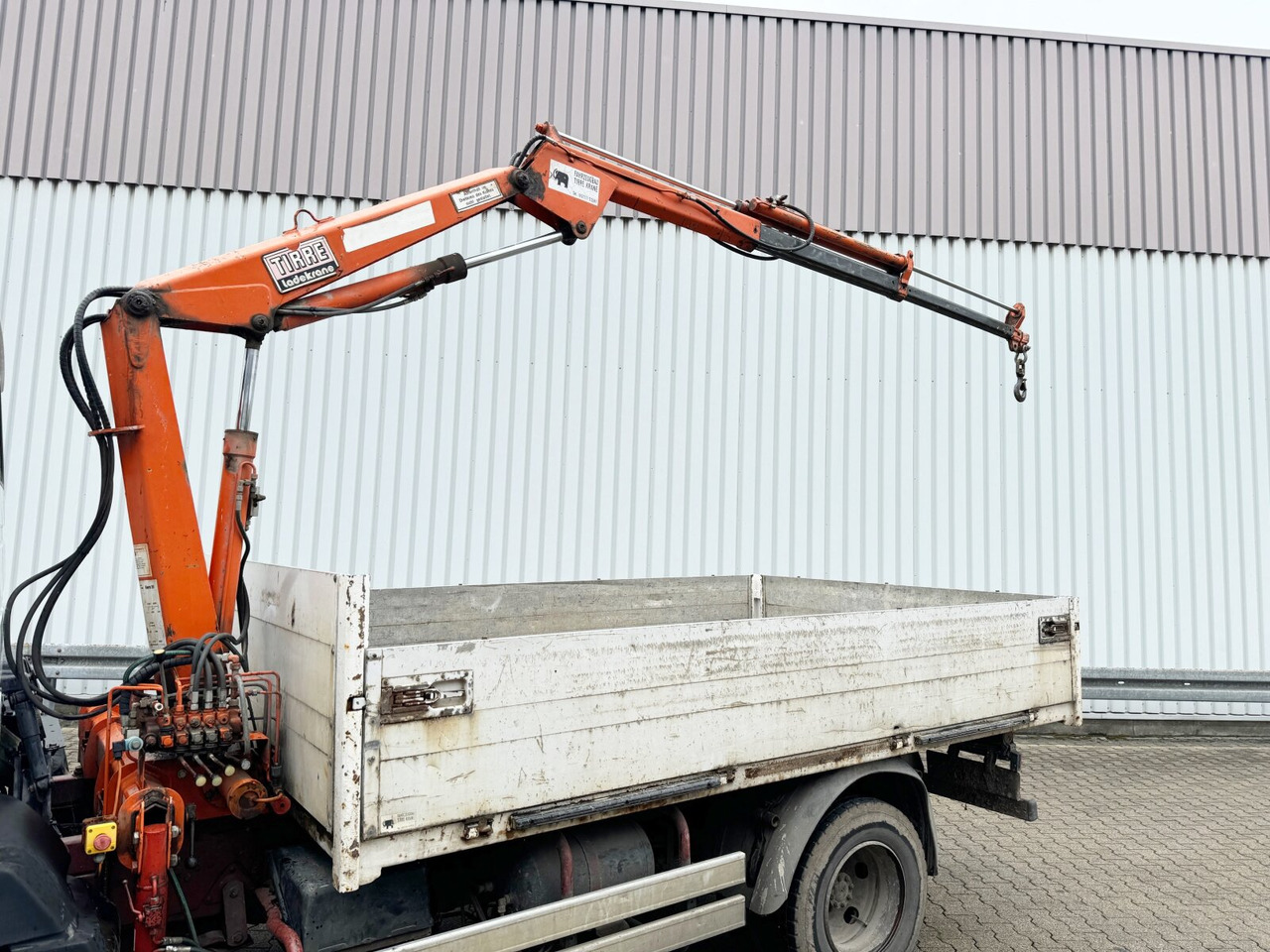 Crane truck, Dropside/ Flatbed truck Mercedes-Benz LK 814 4x2 LK 814 4x2, 6-Zylinder, Kran Tirre Euro 35: picture 15