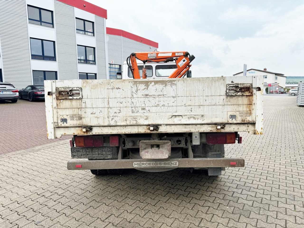Crane truck, Dropside/ Flatbed truck Mercedes-Benz LK 814 4x2 LK 814 4x2, 6-Zylinder, Kran Tirre Euro 35: picture 12