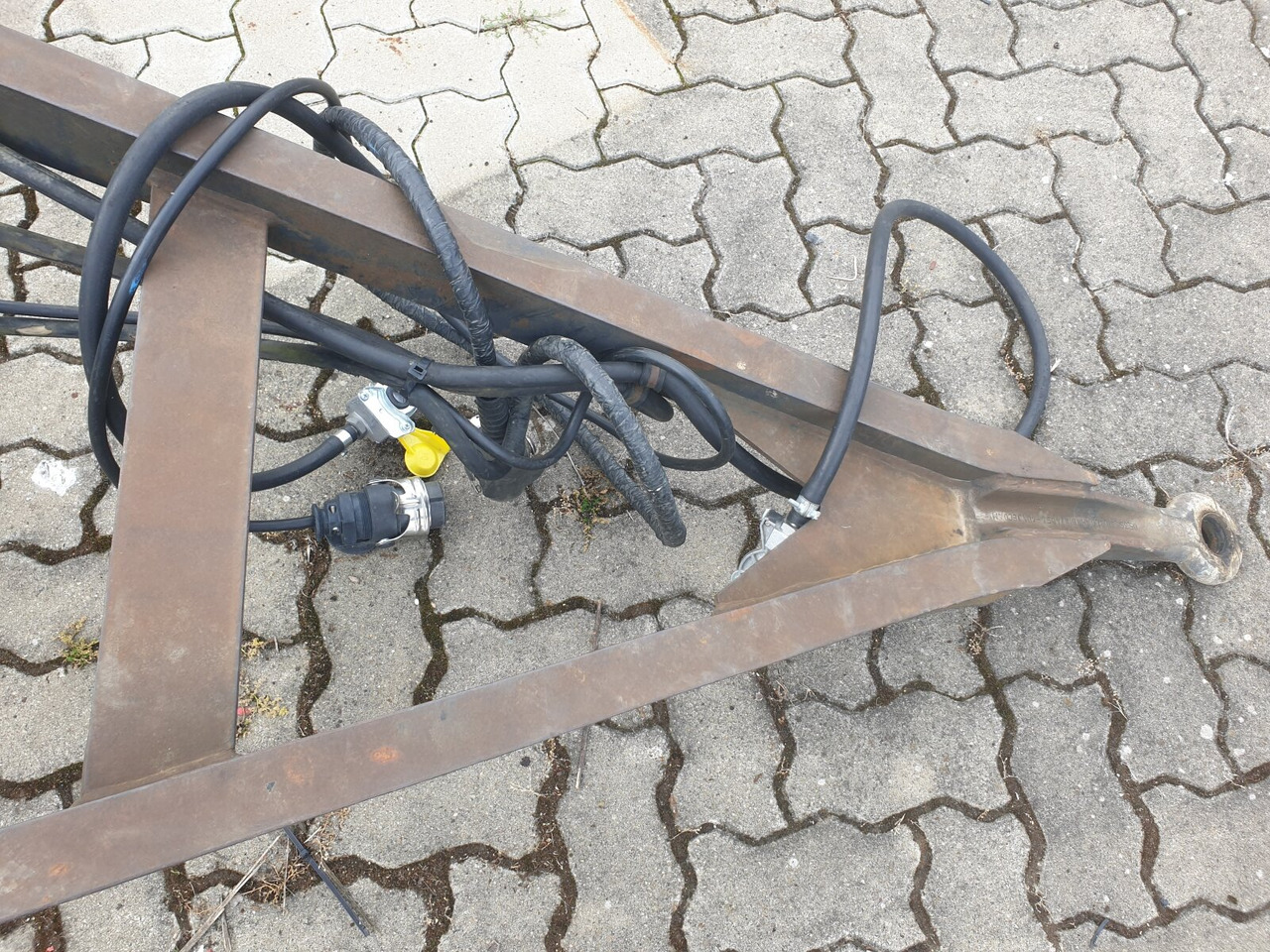 RARA-18 RARA-18 - Roll-off/ Skip trailer: picture 5 RARA-18 RARA-18 - Roll-off/ Skip trailer: picture 5