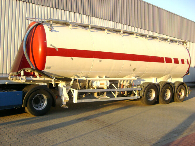 S36 R 2 P43 PIACENZA (I) C36R2P43, 43m³ - Silo semi-trailer: picture 1 S36 R 2 P43 PIACENZA (I) C36R2P43, 43m³ - Silo semi-trailer: picture 1