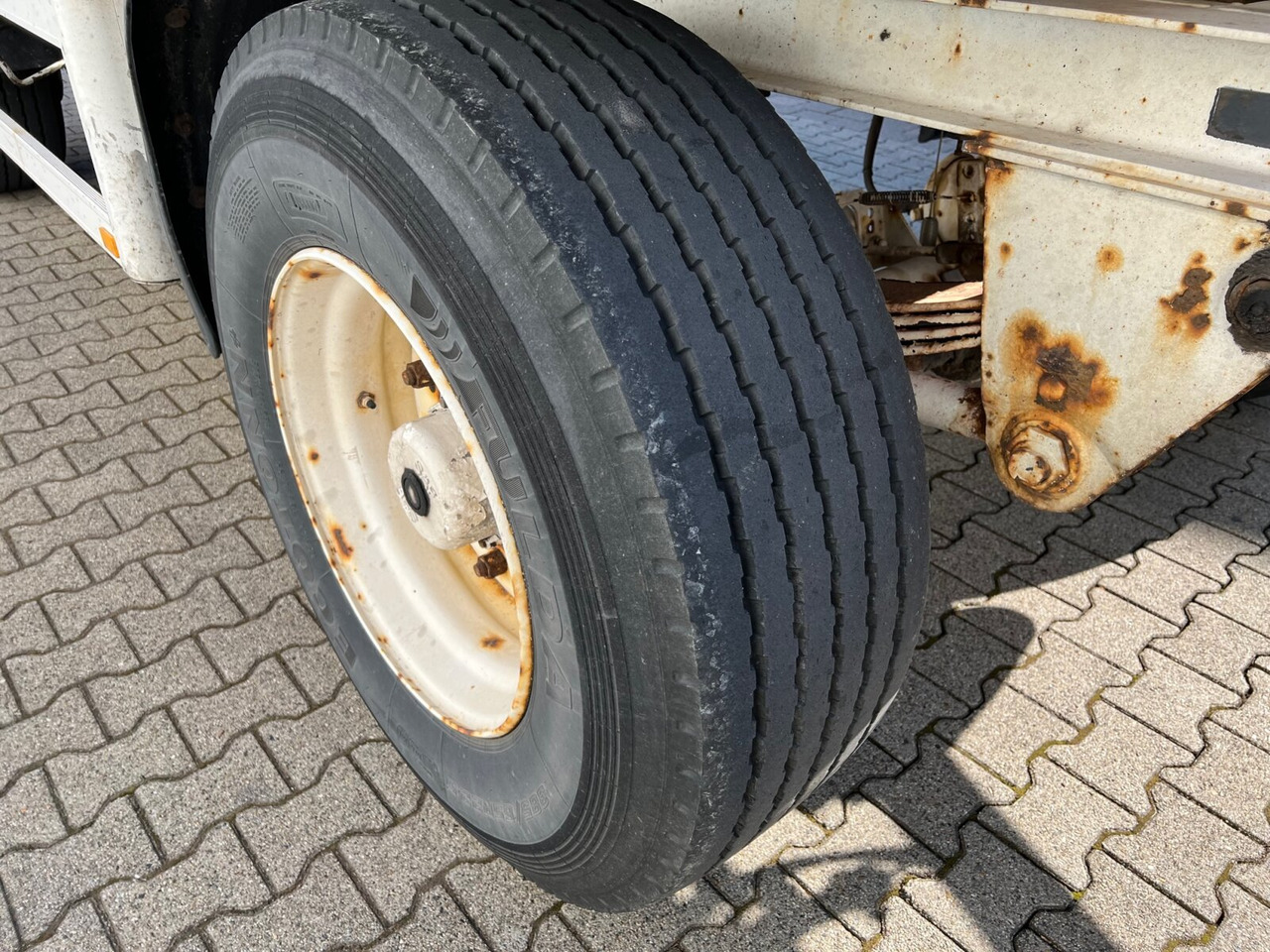 SA 18 Fäkalienanhänger Kramer, SA 18 Fäkalienanhänger, ca. 10.000l - Tank trailer: picture 5 SA 18 Fäkalienanhänger Kramer, SA 18 Fäkalienanhänger, ca. 10.000l - Tank trailer: picture 5