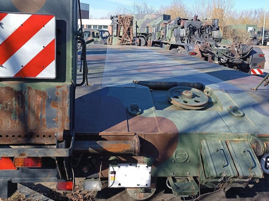 SLT 56 t SLT 56 t, Elefant (Franziska) EX BW - Low loader semi-trailer: picture 4 SLT 56 t SLT 56 t, Elefant (Franziska) EX BW - Low loader semi-trailer: picture 4