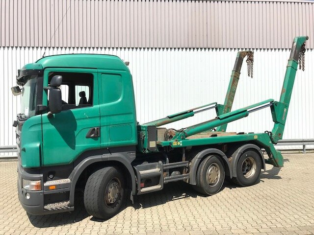 Scania R420 6x2/4 R420 6x2/4 Vorlauflenk-/Liftachse - Skip loader truck: picture 2 Scania R420 6x2/4 R420 6x2/4 Vorlauflenk-/Liftachse - Skip loader truck: picture 2