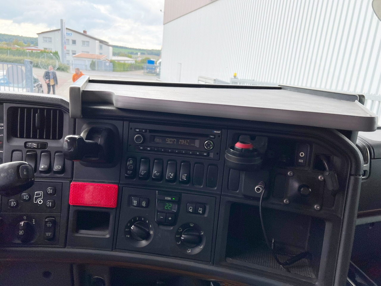 Scania R560 6x2 R560 6x2, V8, Retarder, Liftachse, Standklima, Alu-Bordwände, ca. 15m³ - Tipper: picture 5 Scania R560 6x2 R560 6x2, V8, Retarder, Liftachse, Standklima, Alu-Bordwände, ca. 15m³ - Tipper: picture 5