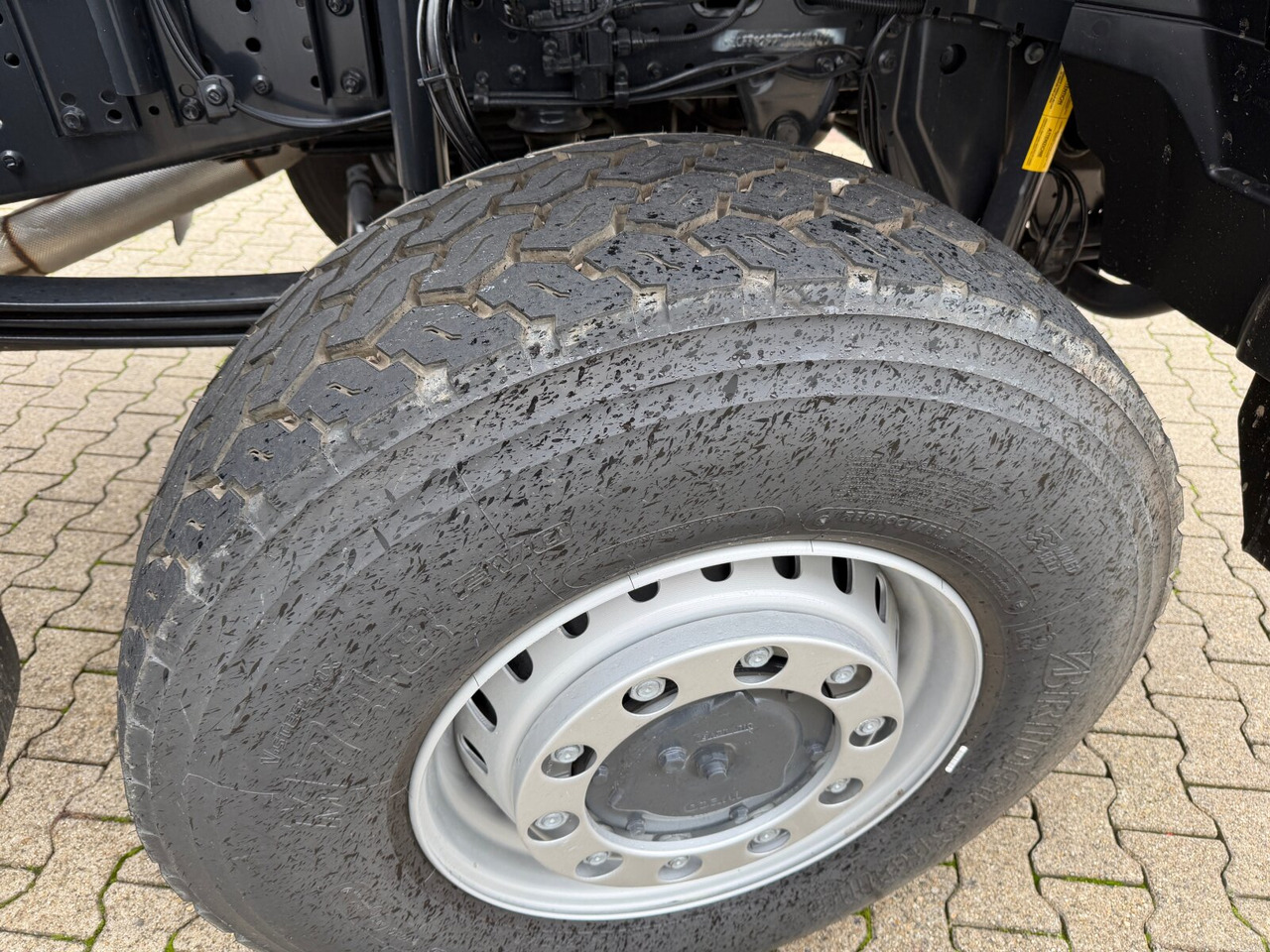 New Cab chassis truck T-Way 360 6x6 T-Way 360 6x6, Nebenantrieb: picture 6