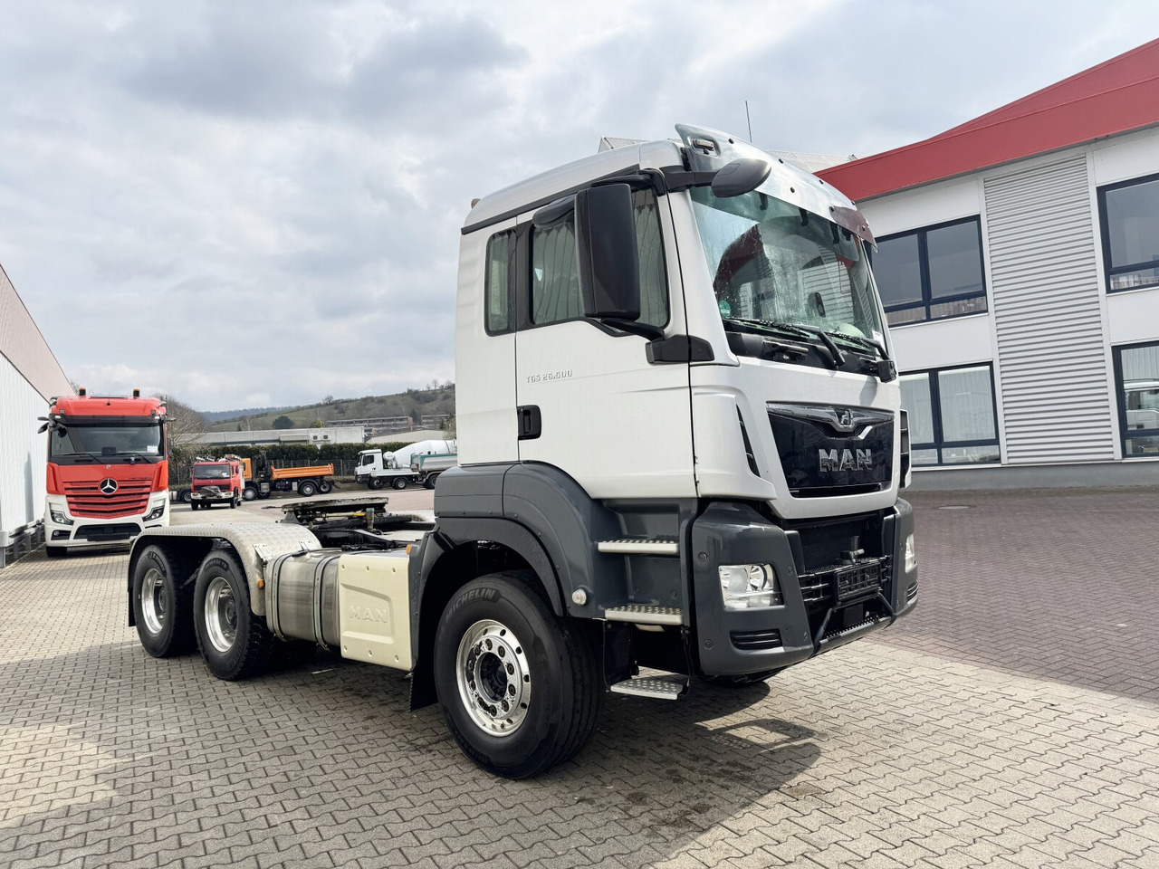 Tractor unit MAN TGS 26.500 6x4 BLS TGS 26.500 6x4 BLS, PriTarder, Navi, Hydraulik: picture 9