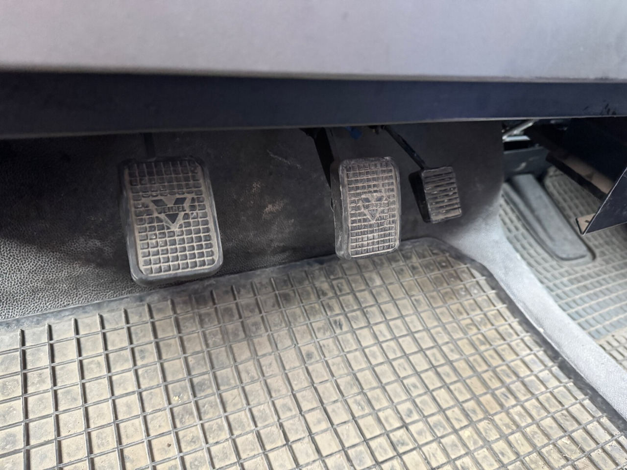 MAN TGX 18.360 4x2 BLS TGX 18.360 4x2 BLS, Fahrschulausstattung - Tractor unit: picture 2 MAN TGX 18.360 4x2 BLS TGX 18.360 4x2 BLS, Fahrschulausstattung - Tractor unit: picture 2