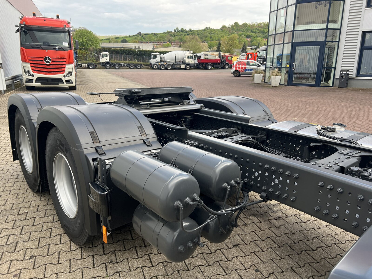 Mercedes-Benz Arocs 2653 LS 6x4 Arocs 2653 LS 6x4, Retarder, MirrorCam, MultimediaCockpit, Navi, LED - Tractor unit: picture 3 Mercedes-Benz Arocs 2653 LS 6x4 Arocs 2653 LS 6x4, Retarder, MirrorCam, MultimediaCockpit, Navi, LED - Tractor unit: picture 3