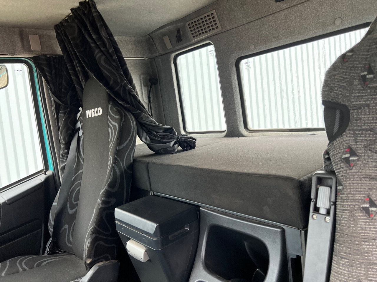 Stralis AT440S46TZ 6x4 Stralis AT440S46TZ 6x4, EEV, Kipphydraulik - Tractor unit: picture 5 Stralis AT440S46TZ 6x4 Stralis AT440S46TZ 6x4, EEV, Kipphydraulik - Tractor unit: picture 5