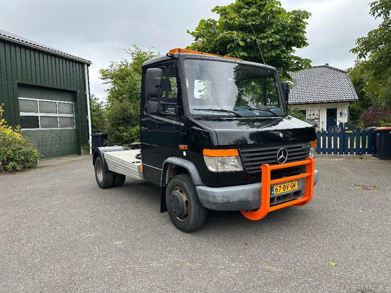 Mercedes-Benz 614 Veldhuizen BE combi combinatie 12 ton trekker - Tractor unit: picture 1 Mercedes-Benz 614 Veldhuizen BE combi combinatie 12 ton trekker - Tractor unit: picture 1