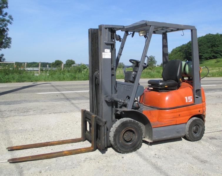 Toyota 426FGF15 - Forklift: picture 3 Toyota 426FGF15 - Forklift: picture 3