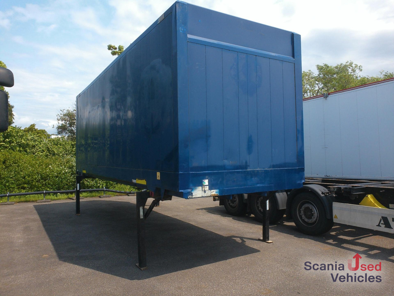 KRONE WB Koffer 7,82 Rolltor - Trailer: picture 1 KRONE WB Koffer 7,82 Rolltor - Trailer: picture 1