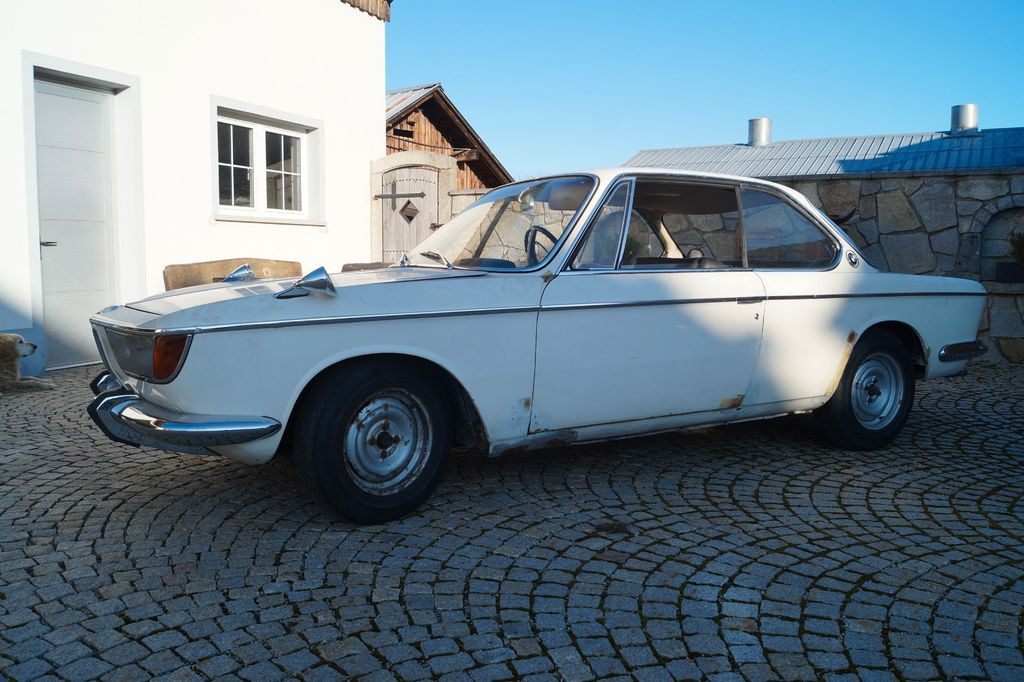 BMW 2000 CS - Car: picture 5 BMW 2000 CS - Car: picture 5