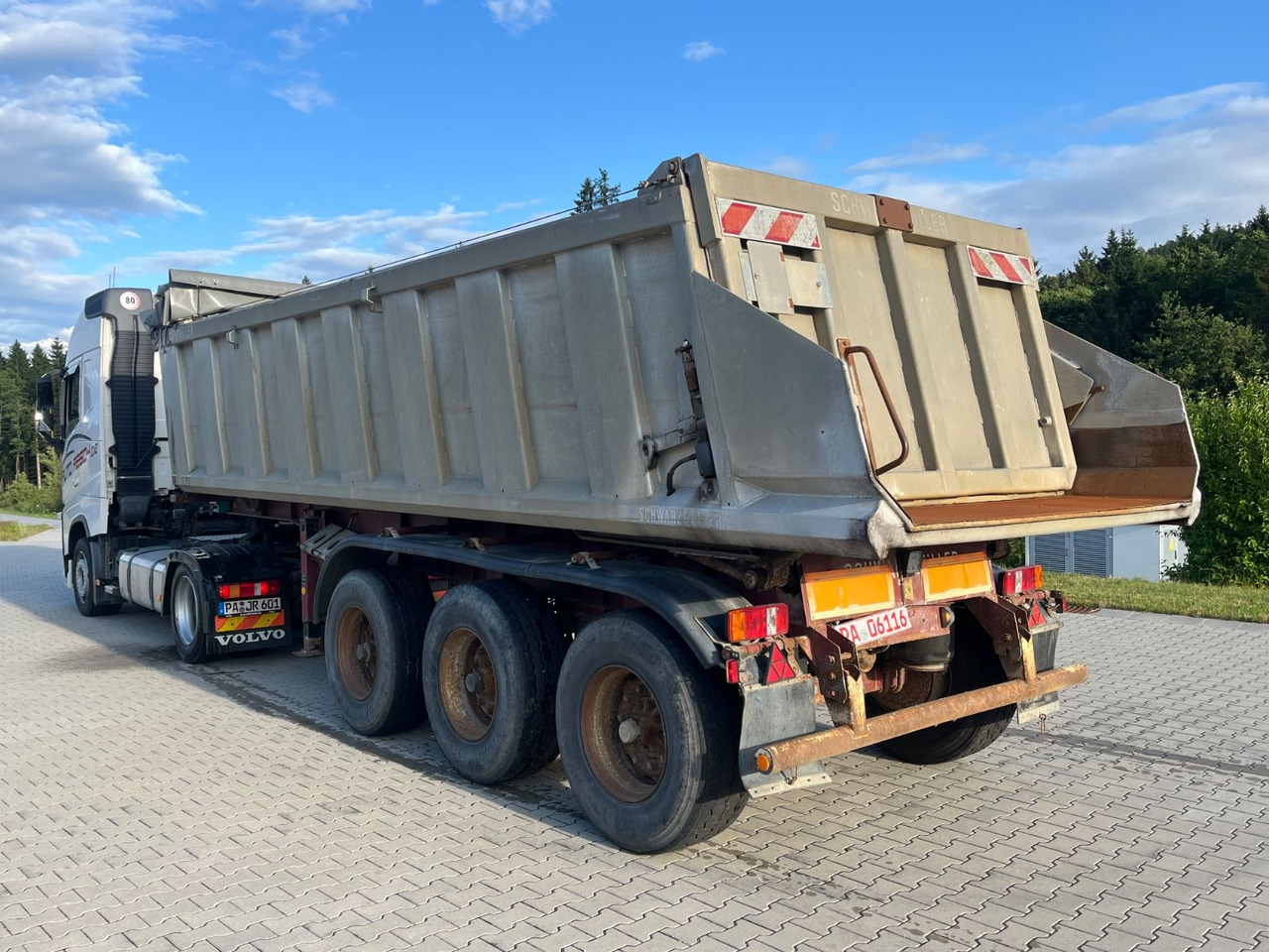 Schwarzmüller 3 Achs Alu Kippmulde Trommelbremse - Tipper semi-trailer: picture 2 Schwarzmüller 3 Achs Alu Kippmulde Trommelbremse - Tipper semi-trailer: picture 2