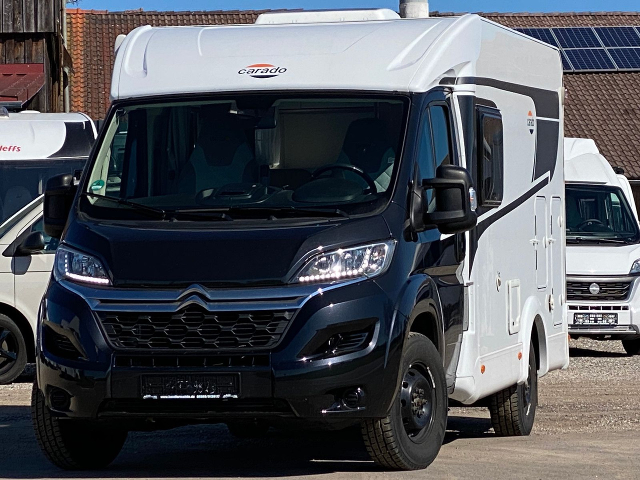 Carado V 132 Edition 15, SAT, Navi, RFK - Semi-integrated motorhome: picture 3 Carado V 132 Edition 15, SAT, Navi, RFK - Semi-integrated motorhome: picture 3