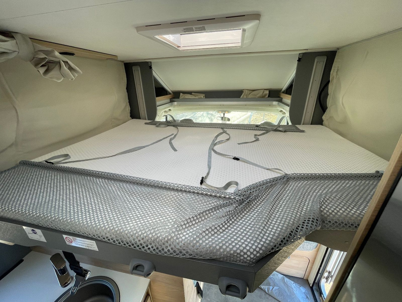 Semi-integrated motorhome Dethleffs Just T 7052 EB mit Hubbett,Fiat,Markise,RFK,Navi: picture 20