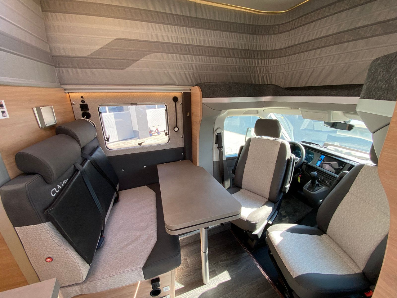 Semi-integrated motorhome Knaus Tourer CUV 500 MQ CUVISION ohne Slide Bett,AHK: picture 9