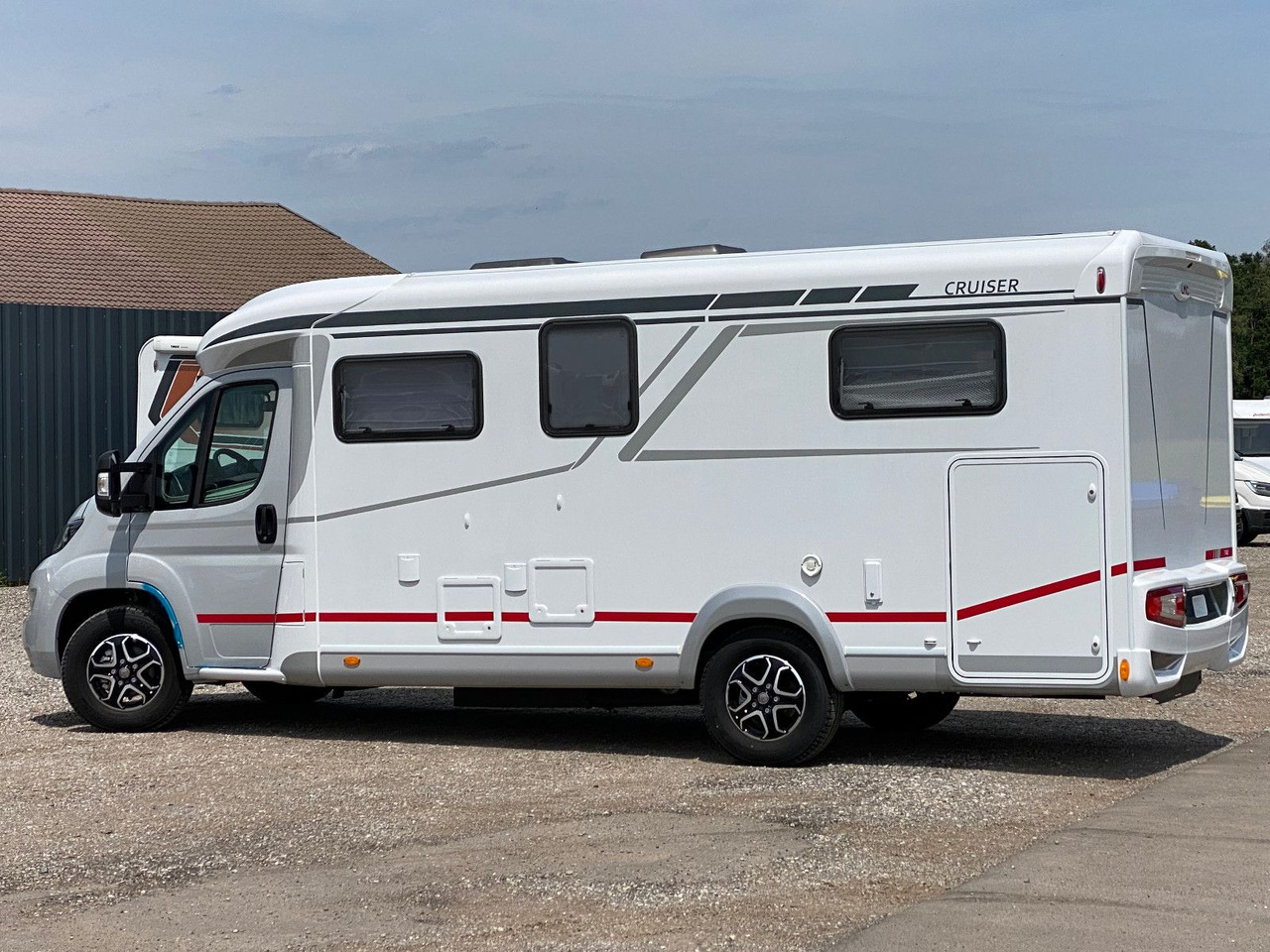 Semi-integrated motorhome LMC T 662 Grey Selection, Markise,Navi,: picture 8