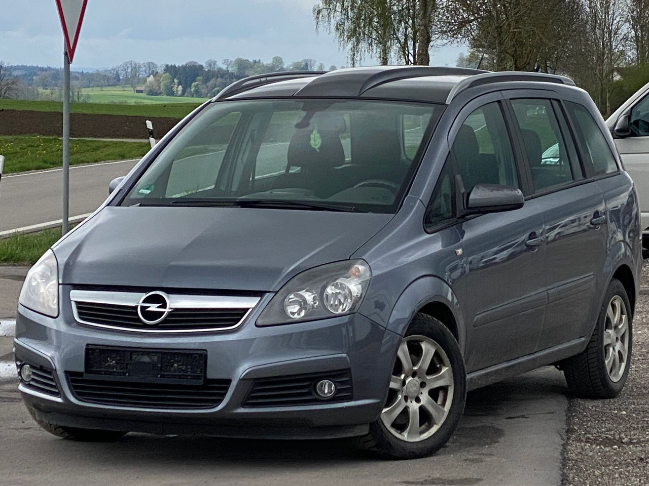 Opel Zafira B Edition 7 Sitze - Car: picture 3 Opel Zafira B Edition 7 Sitze - Car: picture 3