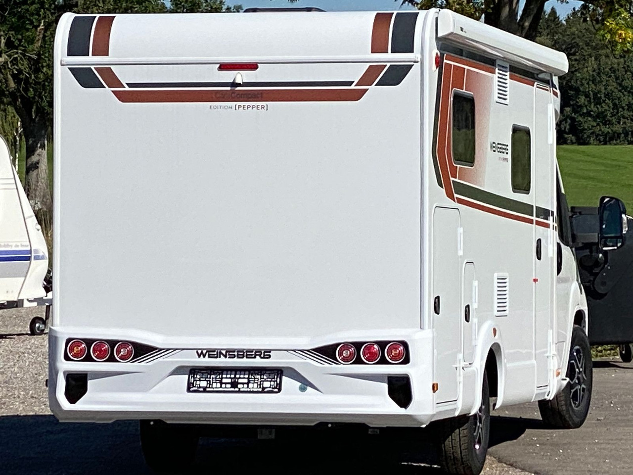 Semi-integrated motorhome Weinsberg CaraCompact 600 MEG EDITION [PEPPER]   Automatik: picture 7
