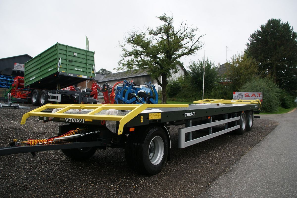 Metal-Fach T019-18to. Ballenwagen-Tridem - Hay and forage equipment: picture 3 Metal-Fach T019-18to. Ballenwagen-Tridem - Hay and forage equipment: picture 3