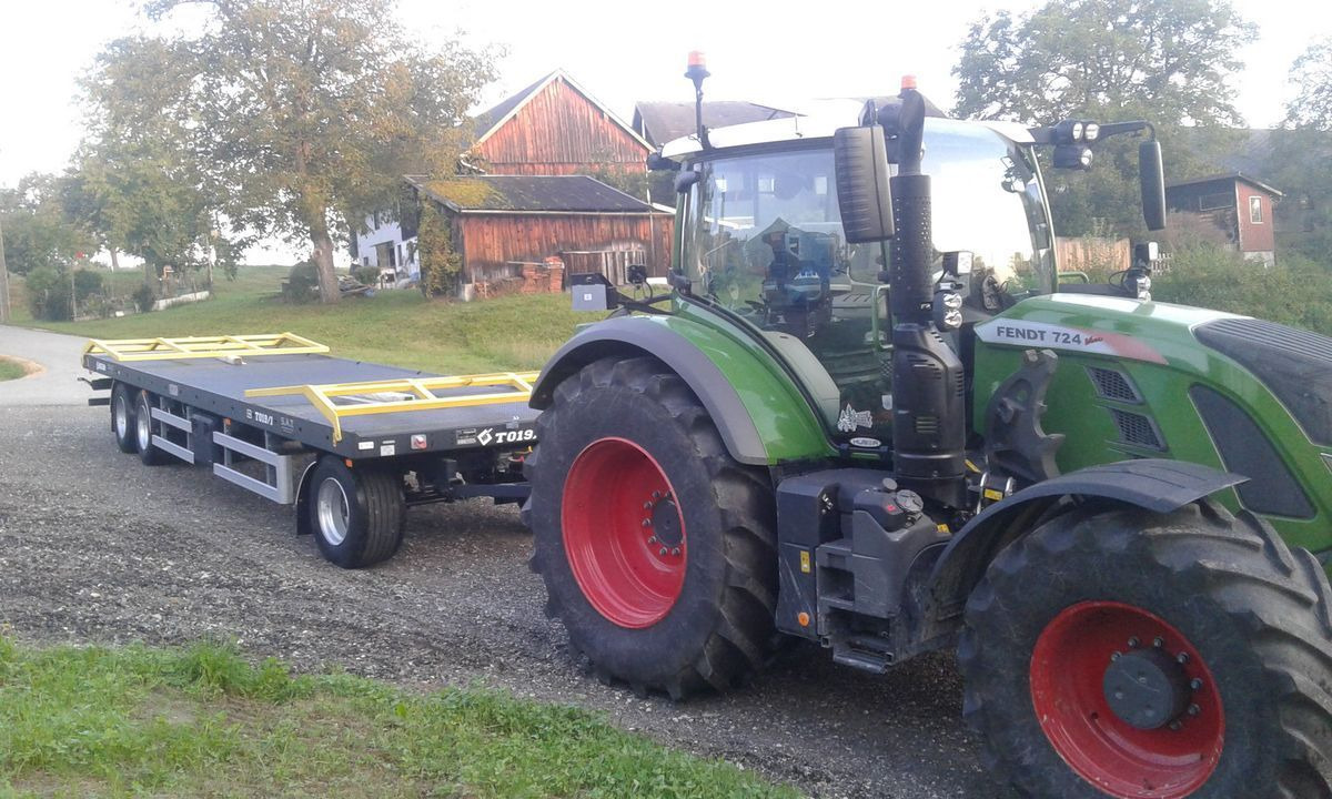 Metal-Fach T019-18to. Ballenwagen-Tridem - Hay and forage equipment: picture 1 Metal-Fach T019-18to. Ballenwagen-Tridem - Hay and forage equipment: picture 1