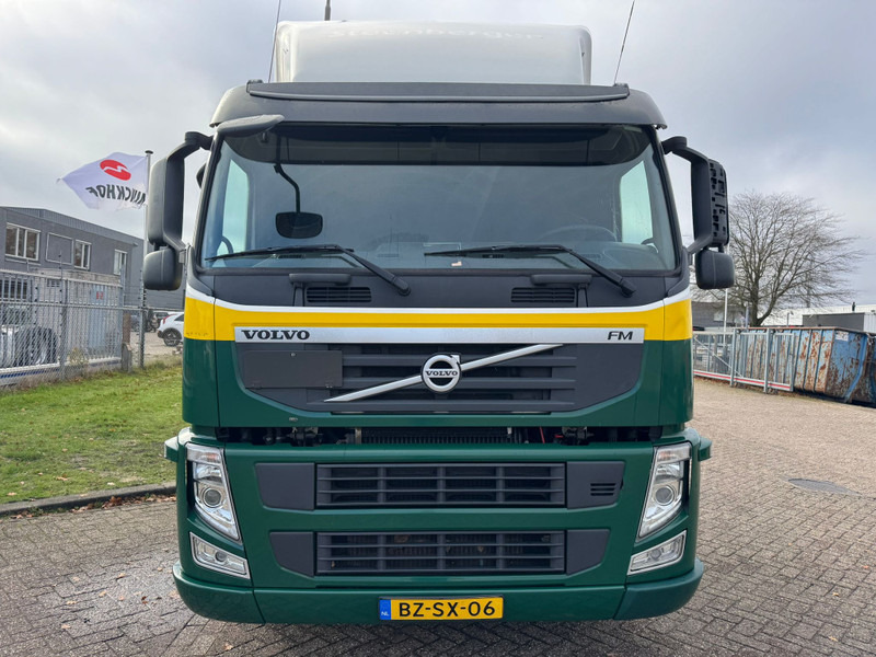 Volvo FM 330 / I-Shift / Euro 5 / TUV: 6-2025 / NL Truck - Tractor unit: picture 5 Volvo FM 330 / I-Shift / Euro 5 / TUV: 6-2025 / NL Truck - Tractor unit: picture 5