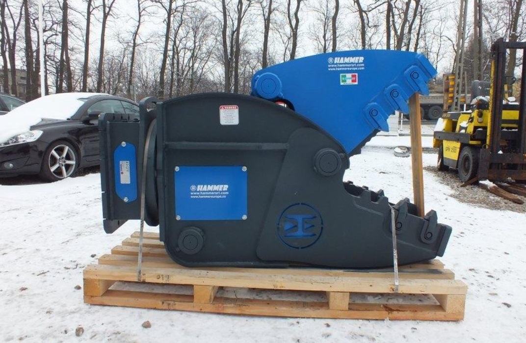 HAMMER FR 15 HD Hydraulic Rotating Pulveriser Crusher 1700KG - Demolition shears for Excavator: picture 4 HAMMER FR 15 HD Hydraulic Rotating Pulveriser Crusher 1700KG - Demolition shears for Excavator: picture 4