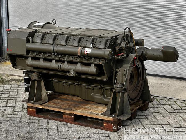 Deutz AG F12L413 - Engine: picture 4 Deutz AG F12L413 - Engine: picture 4