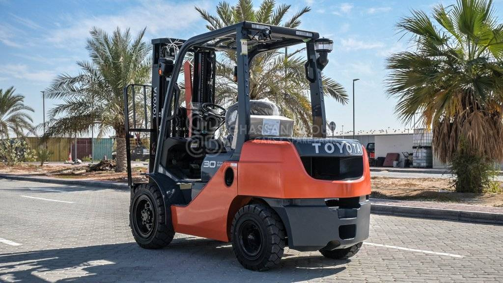 TOYOTA FORKLIFT DIESEL 3TON 3STAGE, 3LEVER 4500MM W/ SIDE SHIFT MY24 - Diesel forklift: picture 3 TOYOTA FORKLIFT DIESEL 3TON 3STAGE, 3LEVER 4500MM W/ SIDE SHIFT MY24 - Diesel forklift: picture 3