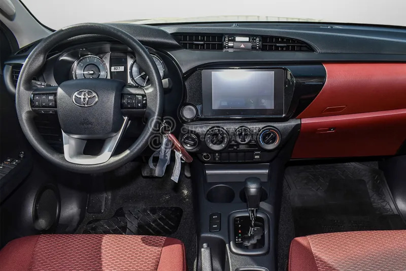 Pickup truck, Combi van Toyota Hilux  4X4 Double Cabin: picture 7