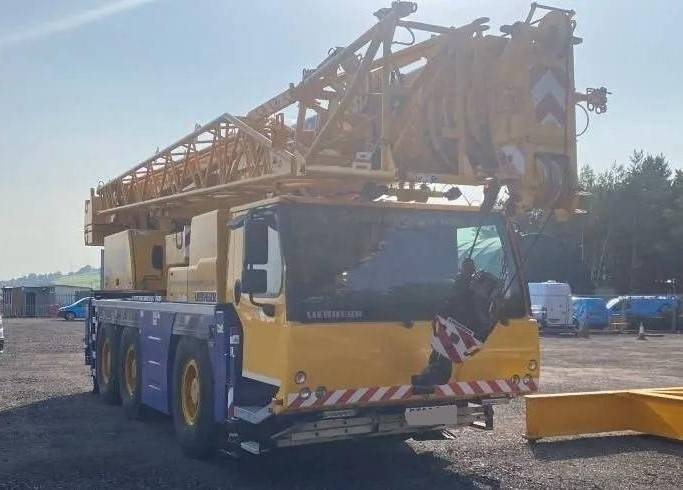Liebherr LTM 1060-3.1 - All terrain crane: picture 1 Liebherr LTM 1060-3.1 - All terrain crane: picture 1