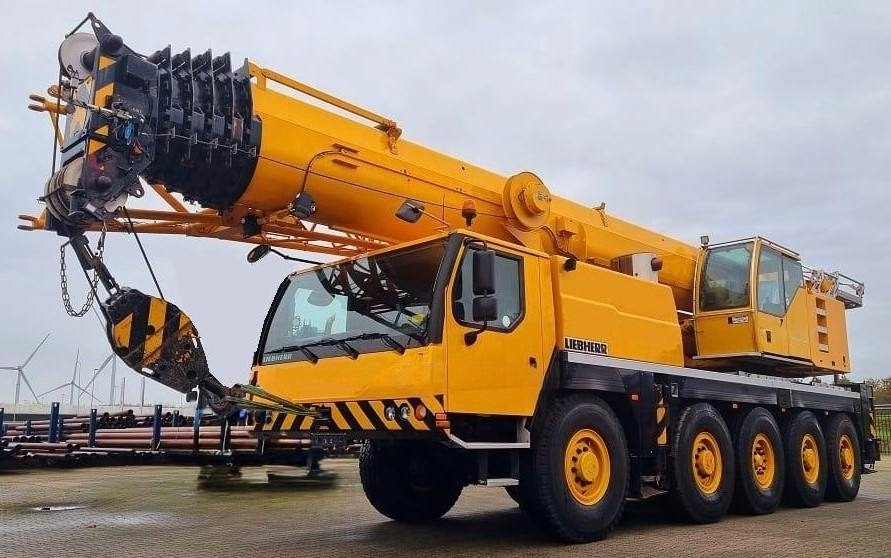 Liebherr LTM 1095-5.1 - All terrain crane: picture 1 Liebherr LTM 1095-5.1 - All terrain crane: picture 1
