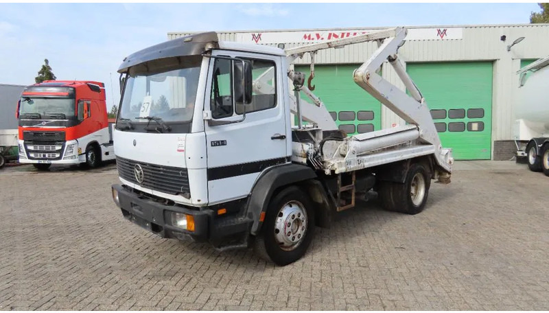 Mercedes-Benz 1514 Manual diesel pomp. Very clean - Cable system truck: picture 1 Mercedes-Benz 1514 Manual diesel pomp. Very clean - Cable system truck: picture 1